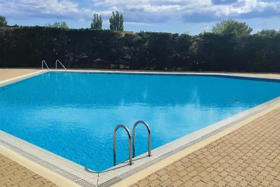 Ferienhaus in Port Venus mit Zugang zum Pool