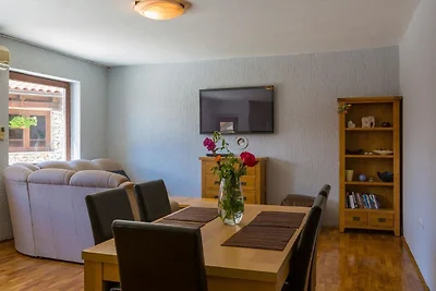 Großes Ferienhaus mit privatem Pool