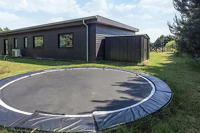 14 persoons vakantie huis in Væggerløse-By...