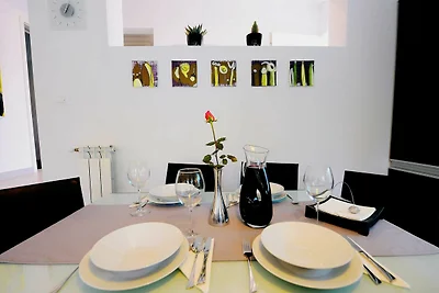 Villa Gea - Three Bedroom with Swimming Pool