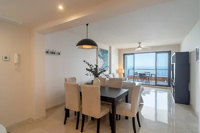 Luxuriöse Maisonette-Wohnung in Torrox Costa