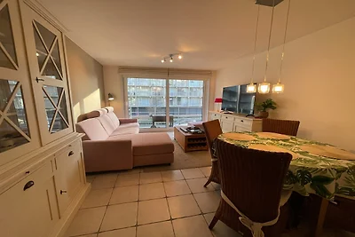 Apartment in Nieuwpoort mit Balkon
