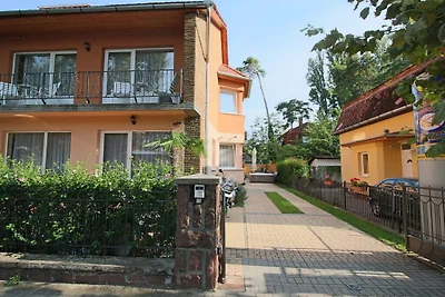 Casa de vacaciones en Siófok con piscina.