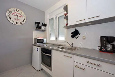 Ruhige Wohnung in Bibinje mit Garten und...
