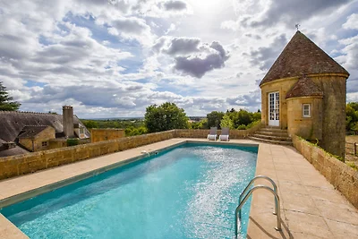 Herrenhaus in Meaulne mit privatem Pool