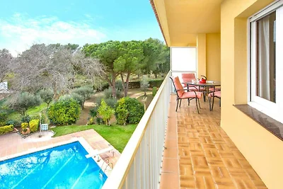Apartment Cenit with 2 rooms
