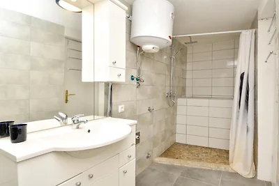Apartments Robi & Kristina - One Bedroom Apar...
