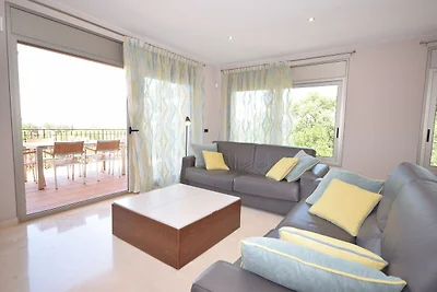 Wohnung mit Terrasse in Castell d'Aro