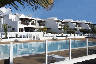 Luxus-Ferienhaus in Playa Blanca mit Pool