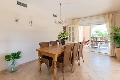 Prächtige Villa mit privatem Pool