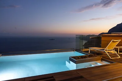Ruhige Nocelle Villa mit Pool