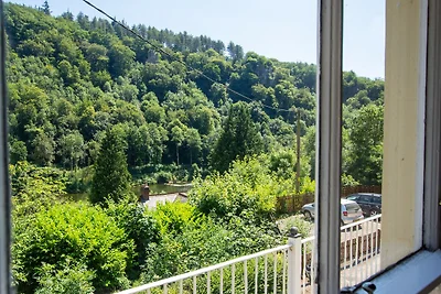 Prachtig vakantiehuis on Wye met een terras