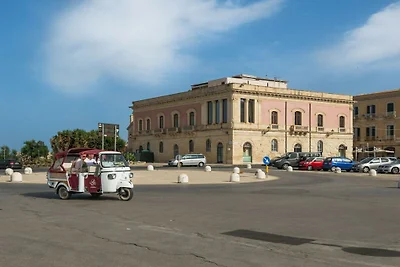 Hok Mercado a Ortigia BK