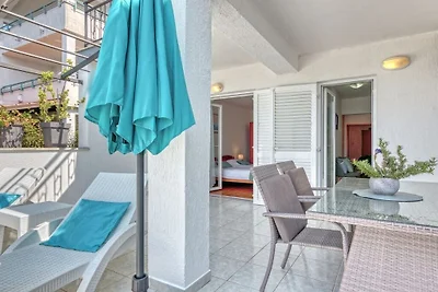 Apartament wakacyjny w Puli z basenem