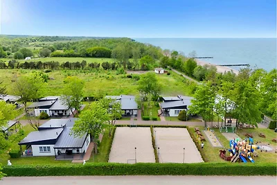 Comfortable holiday homes, right by the beach
