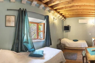 Villa Gradi-Five Bedroom Villa with outdoor...