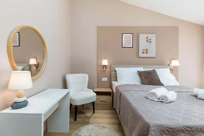 Modernes Apartment mit einem Schlafzimmer in...