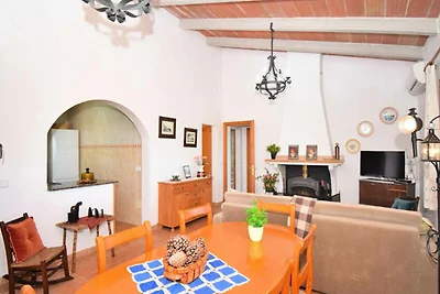 Huis in Muro met jacuzzi en uitzicht