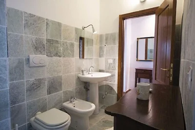 Appartamento con piscina in comune