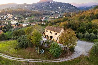 Villa in der Toskana nahe Lucca mit Pool