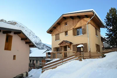 Chalet in St. Marcel mit Sauna und Skizugang