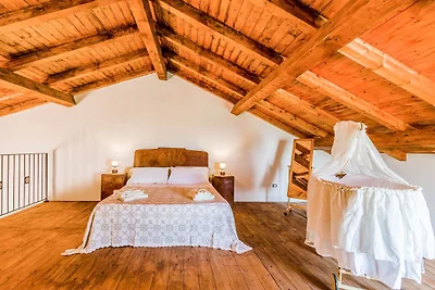 Villa panoramica con piscina
