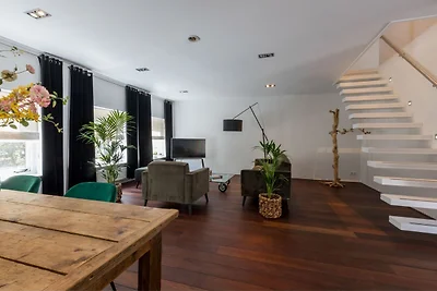 Central Domburg Apartment