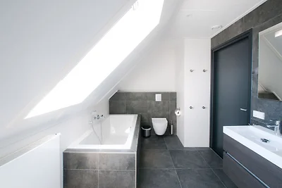 Wellness-Lodge mit Sonnendusche