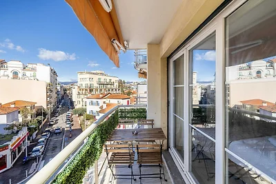 Urocze mieszkanie 1BR/4P - Antibes