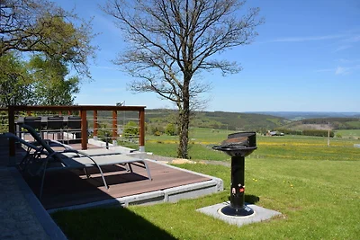 Geräumiges Chalet in Vielsalm mit Garten