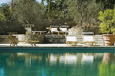 Villa in Pian di Sco mit Schwimmbecken