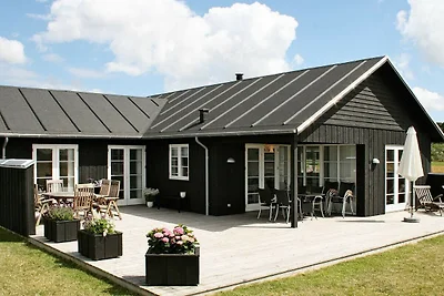 10 Personen Ferienhaus in Nysted-By Traum
