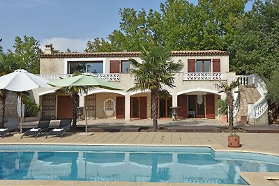 Traumhafte Villa in Saint-Paul-en-Forêt mit...