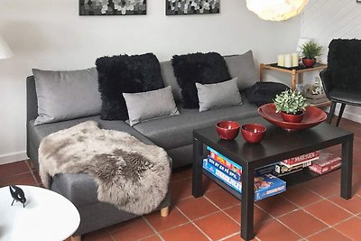 Idyllisches Ferienhaus in Nibe mit Terrasse