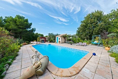 Moderna casa vacanze con piscina privata