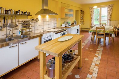 Authentic Burgundy holiday home with plenty o...