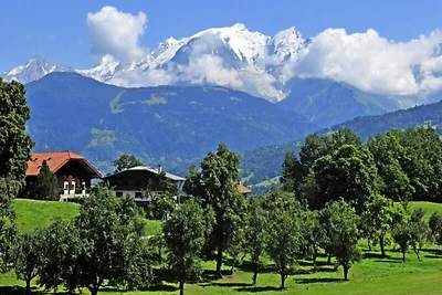 Ferienhaus in Combloux mit Pool und Spa