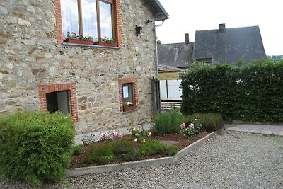 Schilderachtige boerderij met een privéterras