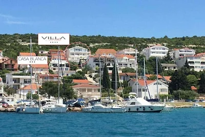 Ferienwohnung in Tisno mit Schwimmbecken