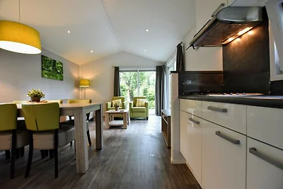 Grazioso chalet in posizione boscosa