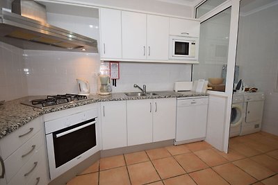 Geräumiges Apartment in Quarteira mit Grill