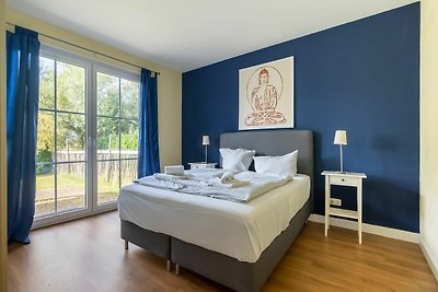 Holiday flat in Bastorf with garden
