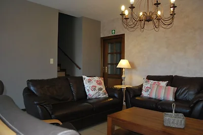 Traumhaftes Ferienhaus in Jehonville mit...