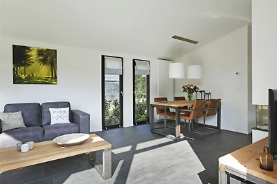 Modernes Chalet am Waldrand