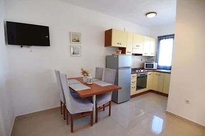 Appartamento a Maslenica con Terrazza