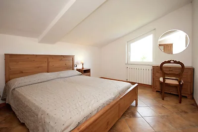 Atemberaubendes Cottage mit Balkon in Sesta...