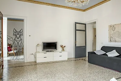 Cavour apartment with balcony - P.IVA
