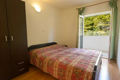 Villa Maslina-Olive two bedroom apartment wit...