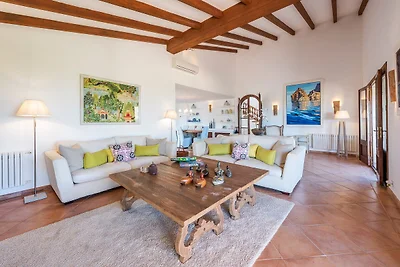 Elegante Villa mit beheiztem Pool, Pollença