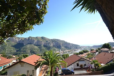 Casa vacanza a Ventimiglia con spiaggia mare